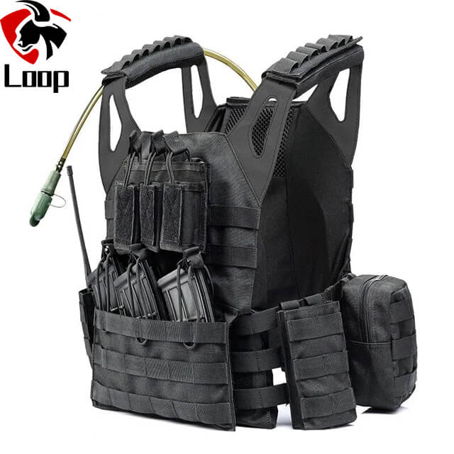 &iquest;Por qu&eacute; los chalecos t&aacute;cticos tienen dise&ntilde;os de placas delanteras y traseras?