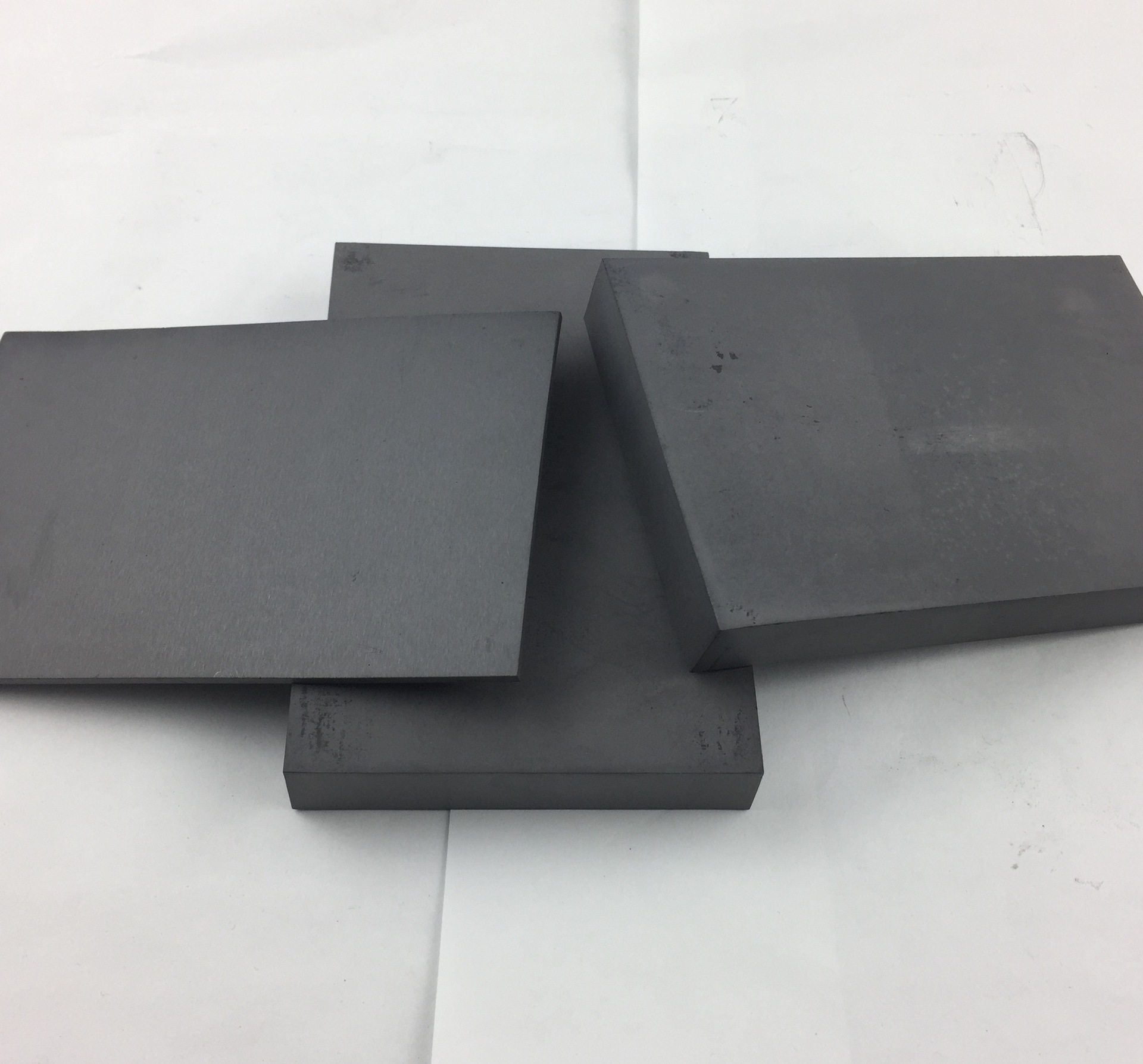 SiCceramic (1).jpg